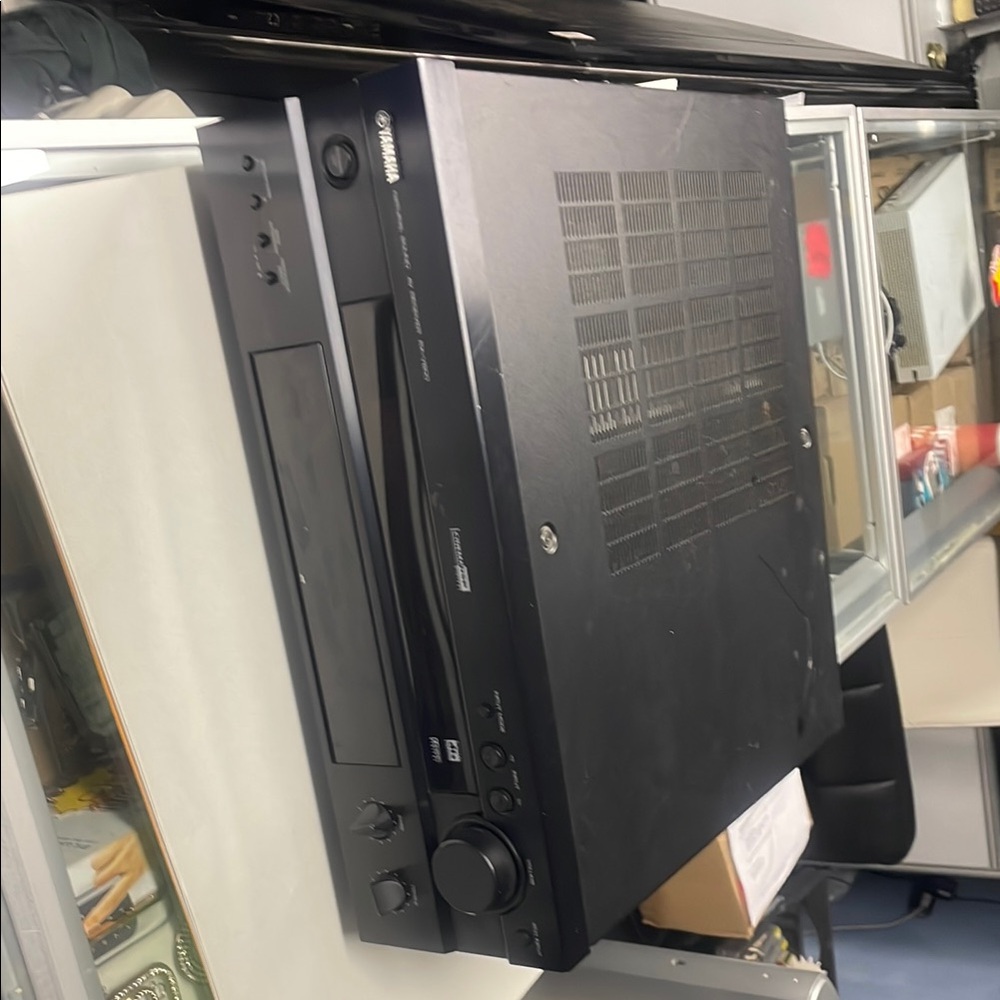 Yamaha Black Stereo Receiver